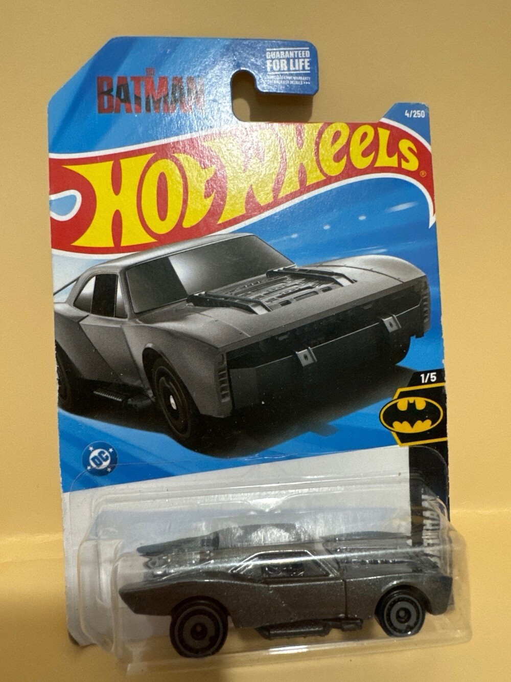 Hot Wheels The Batman Batmobile Metalflake Grey 4/250 Batman 1/5 DC Diecast